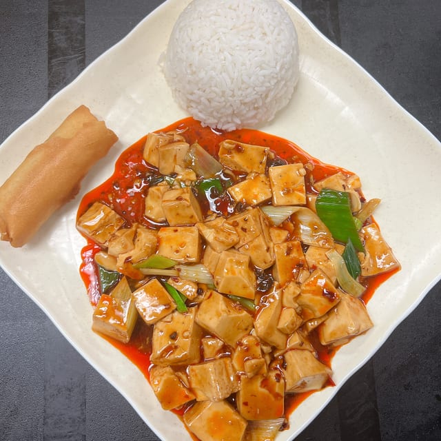 Mapo Tofu 麻婆豆腐 Lunch Special.