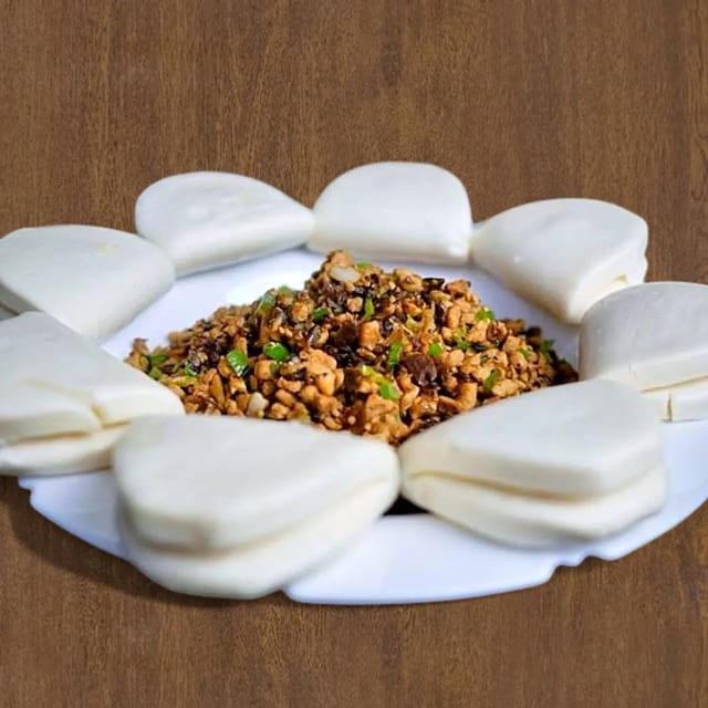 Stir Fried Chicken with Szechuan Pickle 芽菜碎米鸡.