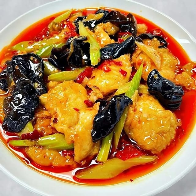 Fish Fillet with Pickled Pepper 泡椒鱼片.