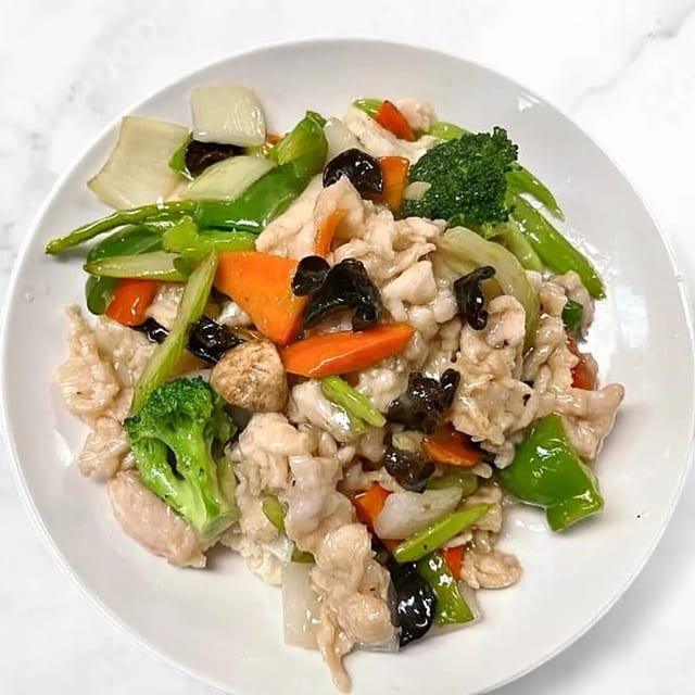 Chicken with Mixed Vegetables 杂菜鸡.