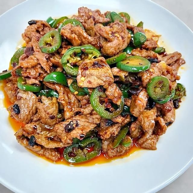 Chef Special Stir Fried Lamb 小炒羊.
