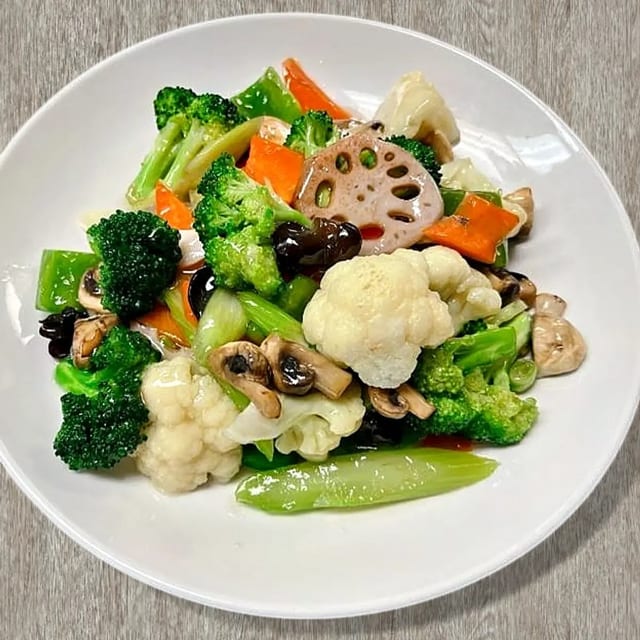 Stir Fried Mixed Vegetables 清炒素什锦.