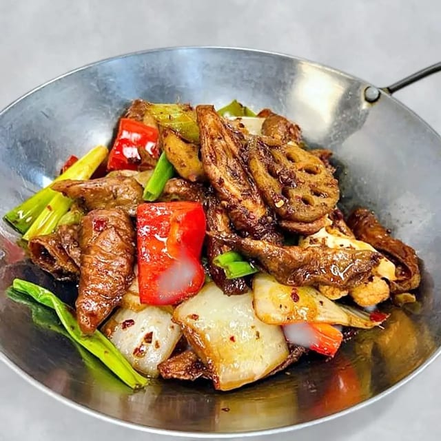 Dry Pot Pork Intestines 干锅肥肠.
