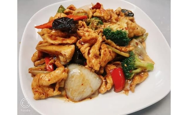 Hunan Chicken 湖南鸡 Lunch Special.